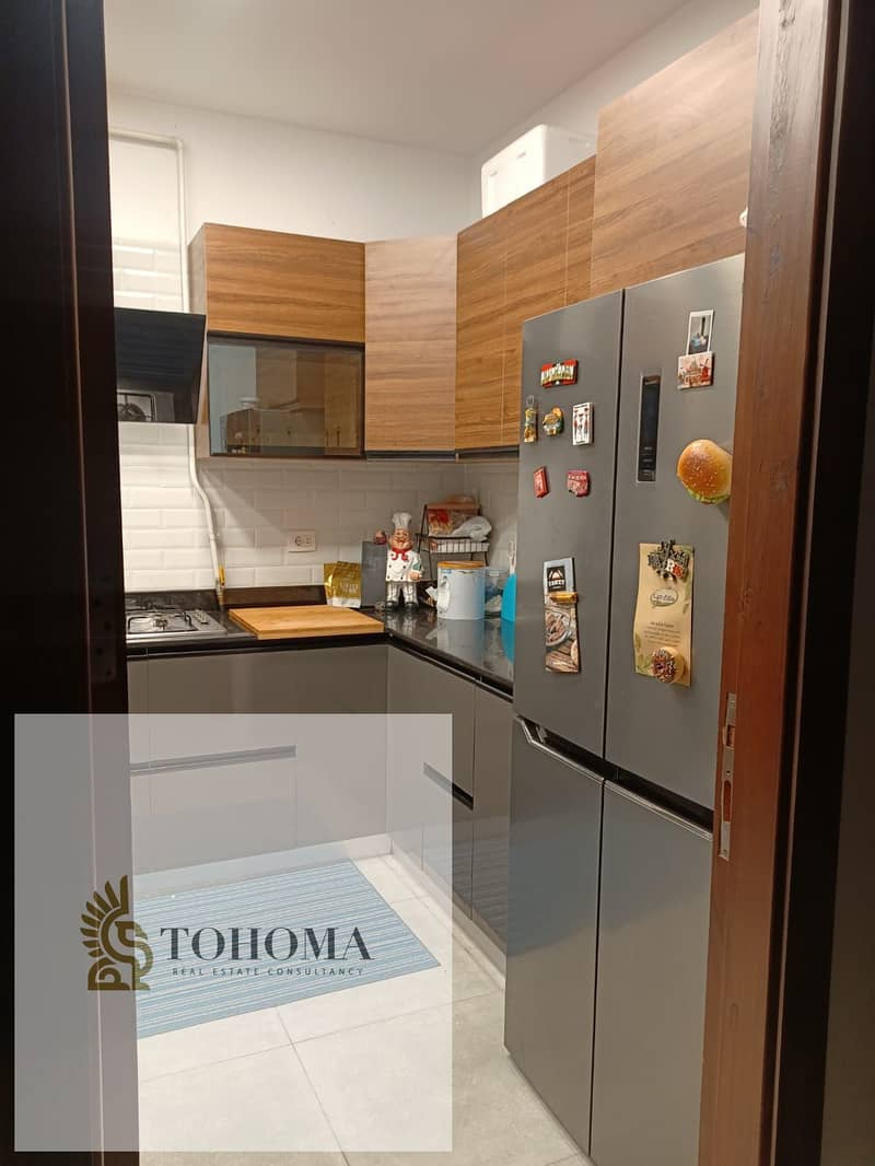 6 3a0203ec-7a28-431c-8e8a-2d58976c160d. jpg