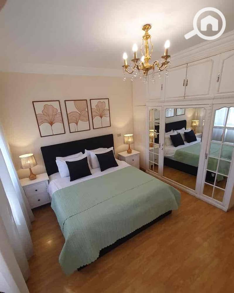 5 e64696c5-01ed-4fac-b2ab-f3c2ca9acf24. jpg