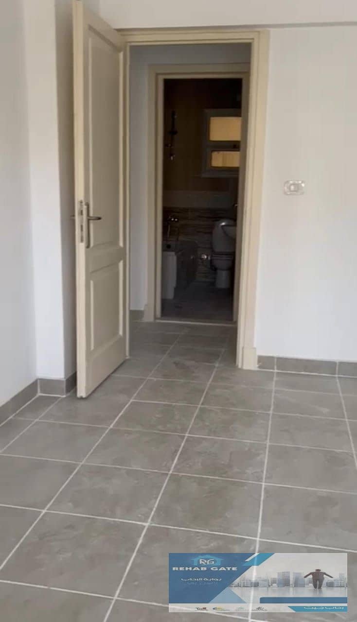 15 38548c2b-6f94-4d26-be5d-90e2c77f1fb7. jpg