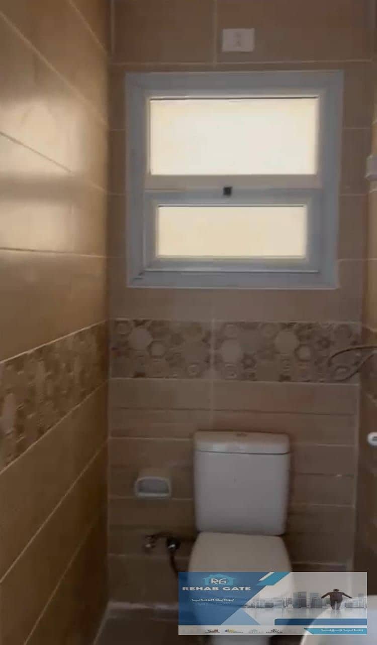 22 da93489a-d887-439d-9408-05de1c03d449. jpg