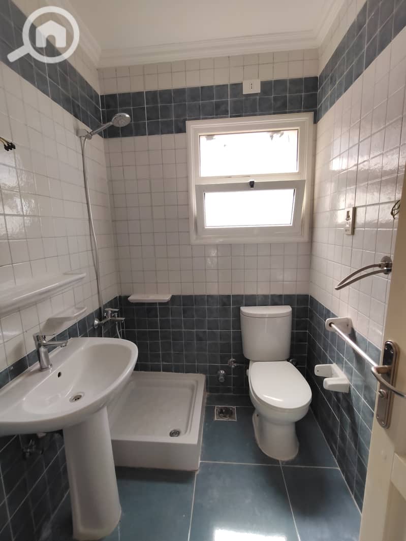 11 fb4da214-c439-413d-a04e-392ecd272cf5. jpeg