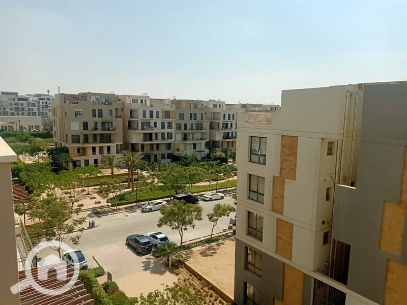 3 WhatsApp Image 2025-12-04 at 20.36. 56 (1). jpeg