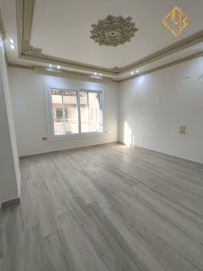 4 WhatsApp Image 2025-06-23 at 19.12. 54 (1). jpeg