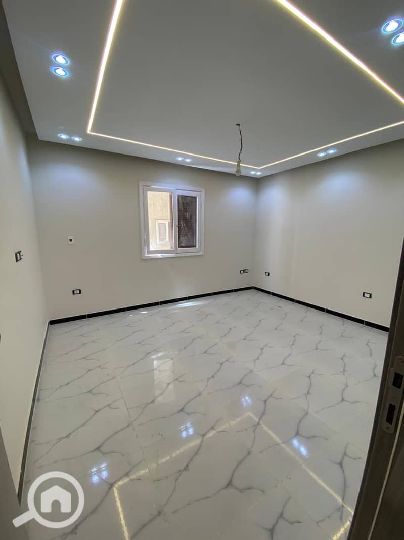 4 WhatsApp Image 2025-11-04 at 22.25. 17 (5). jpeg