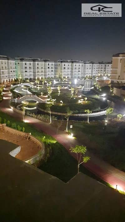 4 Bedroom Flat for Sale in New Cairo, Cairo - IMG-20251210-WA0458. jpg 4 Bedroom Flat for Sale in New Cairo, Cairo - IMG-20251210-WA0458. jpg