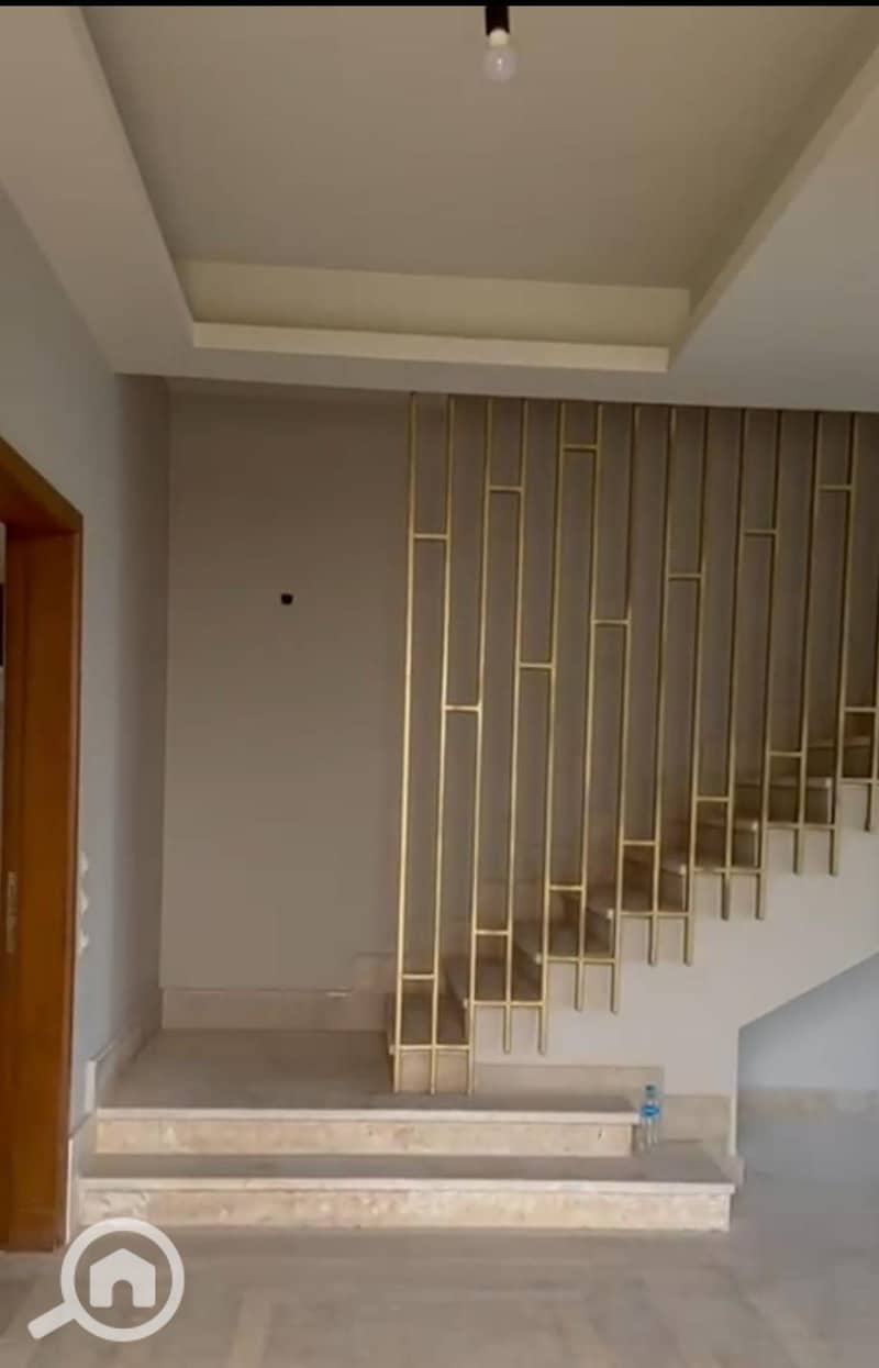 10 WhatsApp Image 2025-12-09 at 14.48. 58_fa8f97ce. jpg