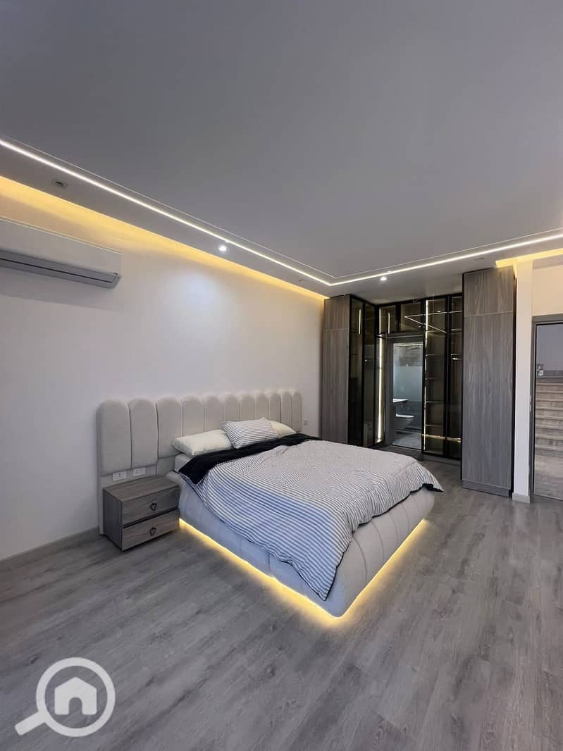 6 4607e78f-5628-4c35-96b9-02a1892bf897. jpeg