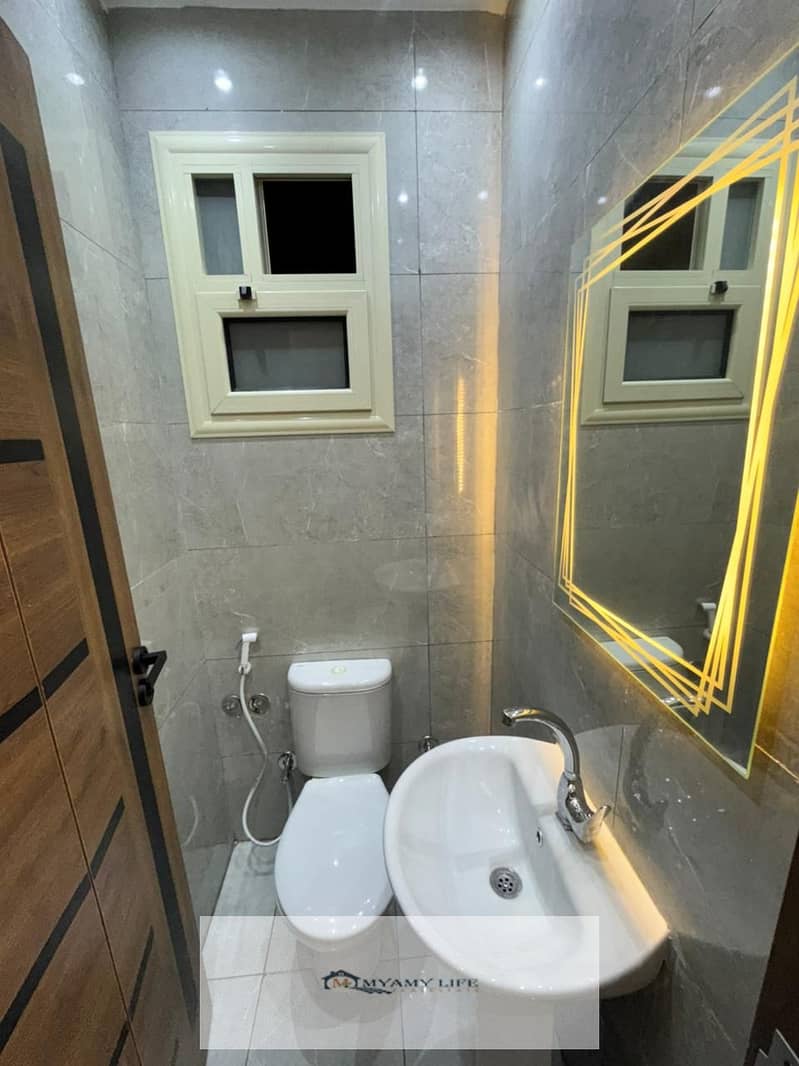 10 WhatsApp Image 2025-12-10 at 12.12. 59 PM. jpeg