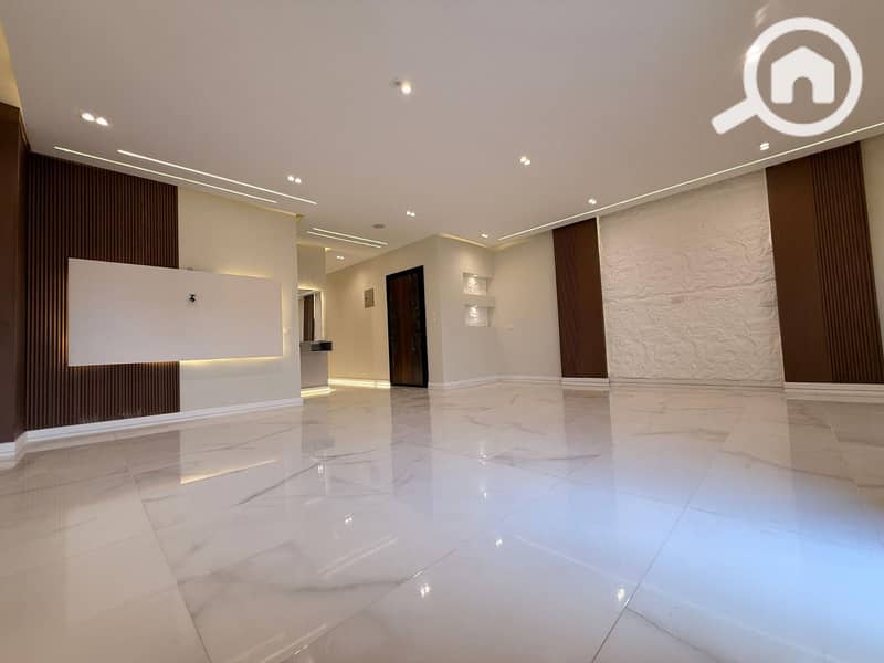 3 WhatsApp Image 2025-12-10 at 13.44. 36_3e69f70b. jpg