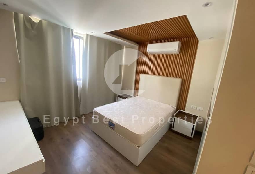 8 bb1c75d4-24f8-453a-85ca-3ca4edd2400e. jpg