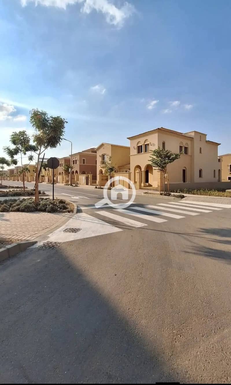 8 592402998_122179974338510561_271100729641552641_n. jpg