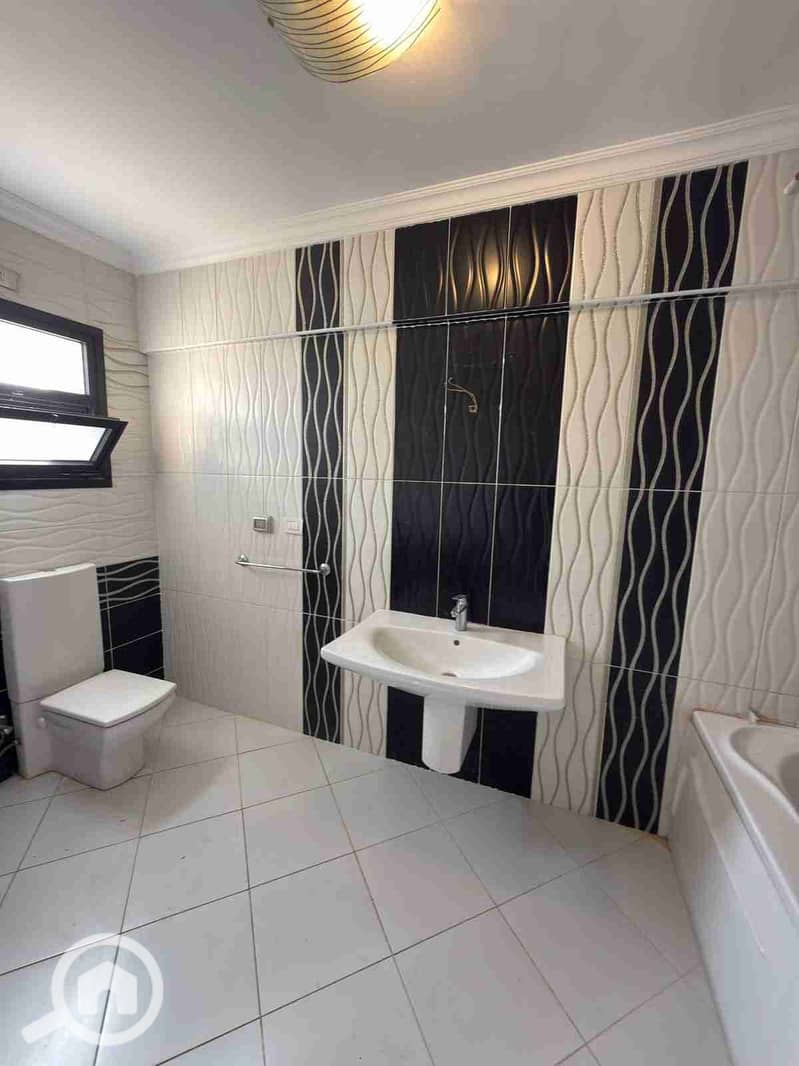 6 IMG-20251126-WA0140. jpg