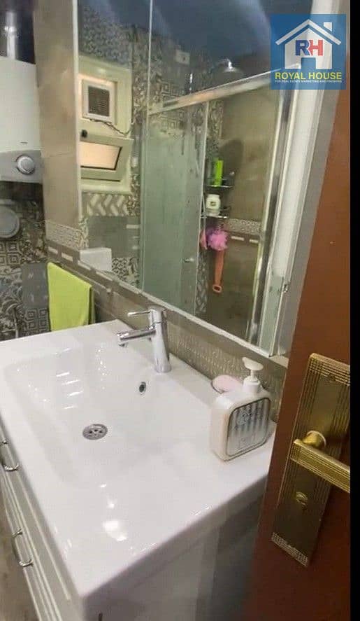 11 WhatsApp Video 2025-12-08 at 10.22. 17 AM. mp4_snapshot_00.06. 864. jpg