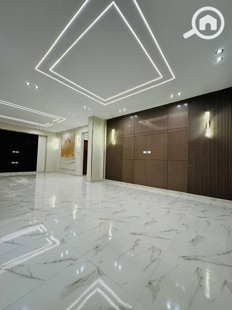 12 b009092f-ebdd-4f7d-9e07-16ef4cb15908. jpeg