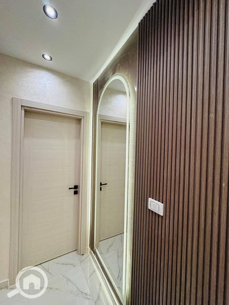 14 e60bb9f2-476a-4bb0-8571-008756de4161. jpeg