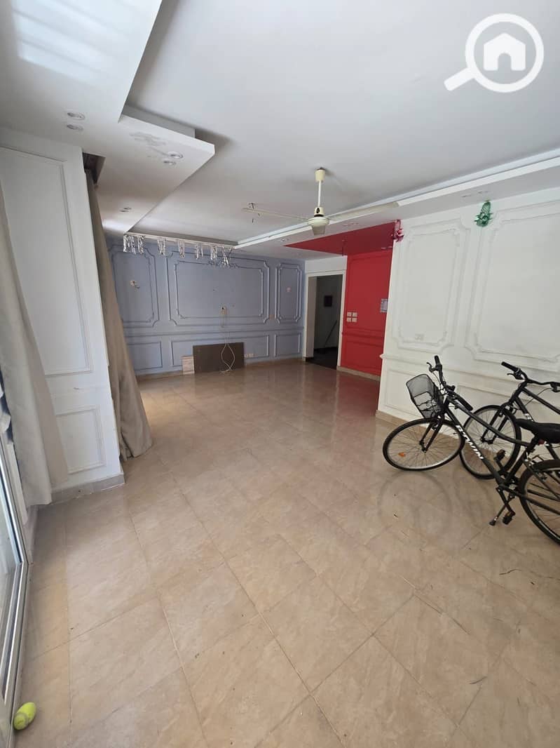 4 9ace8509-9d55-4500-a52c-0b65219ad50d. jpg