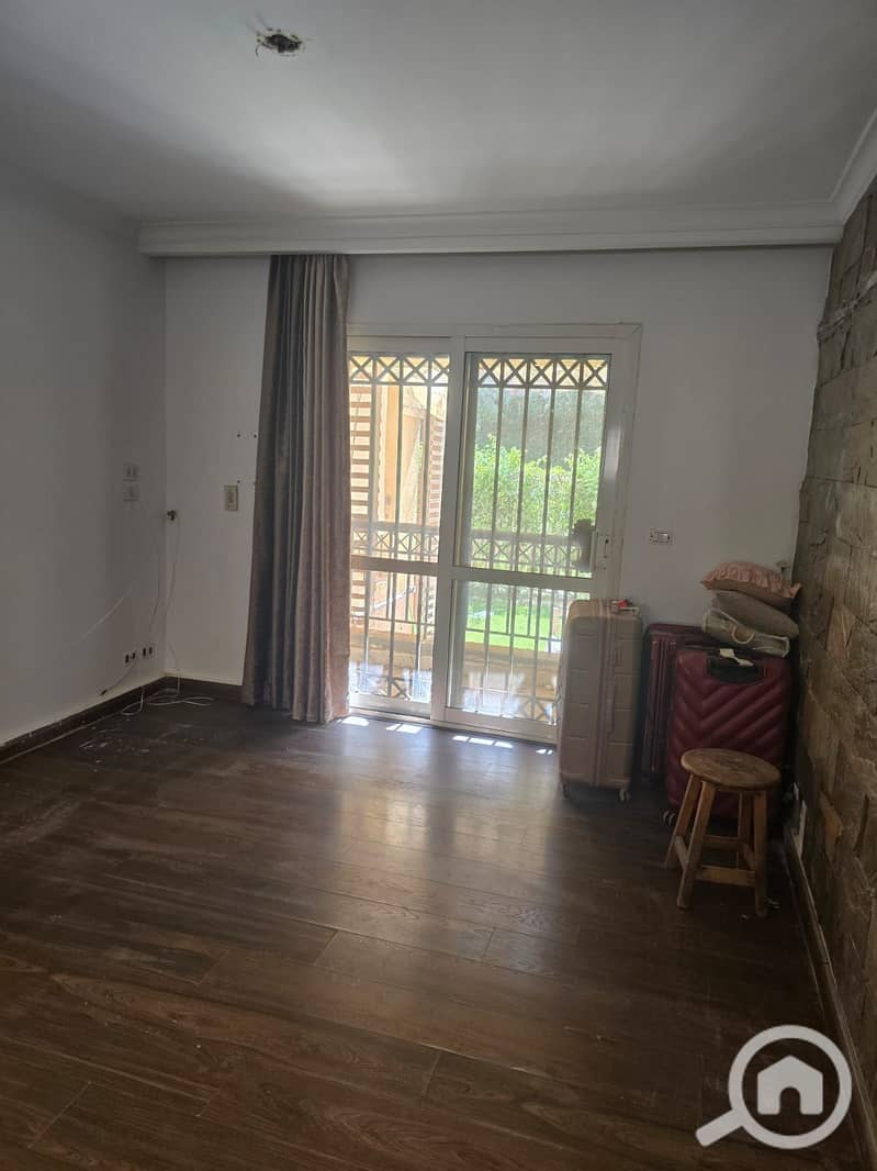 7 5516b1f2-7a41-4ab7-8eed-ca728722fa91. jpg