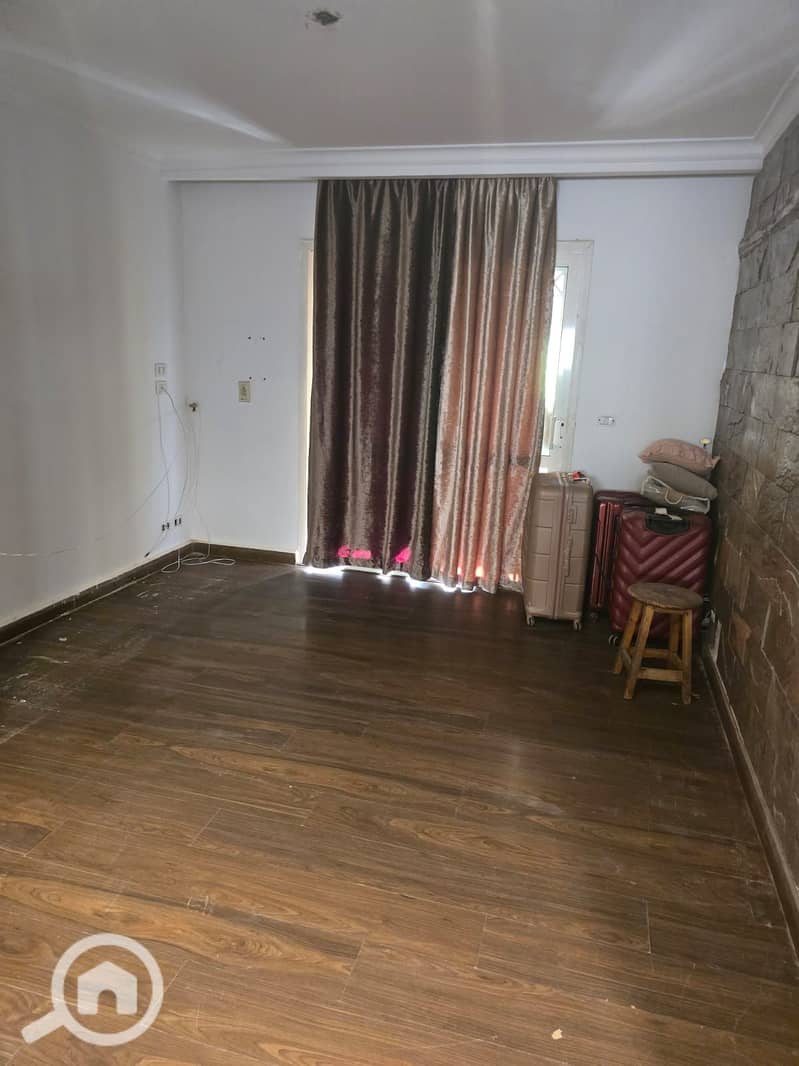 11 a1eb31b7-c3d4-4b50-acb7-e4bf1c524d41. jpg