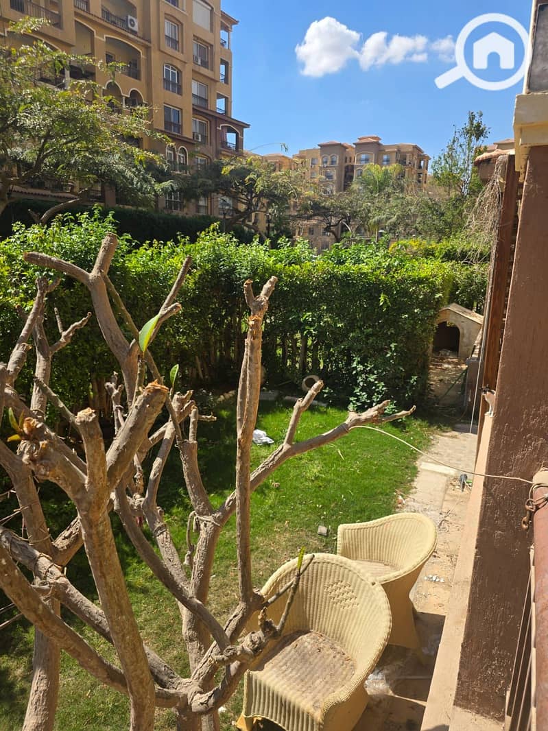 14 aaf9fd39-8d93-4000-90ad-823ad5b5ee48. jpg