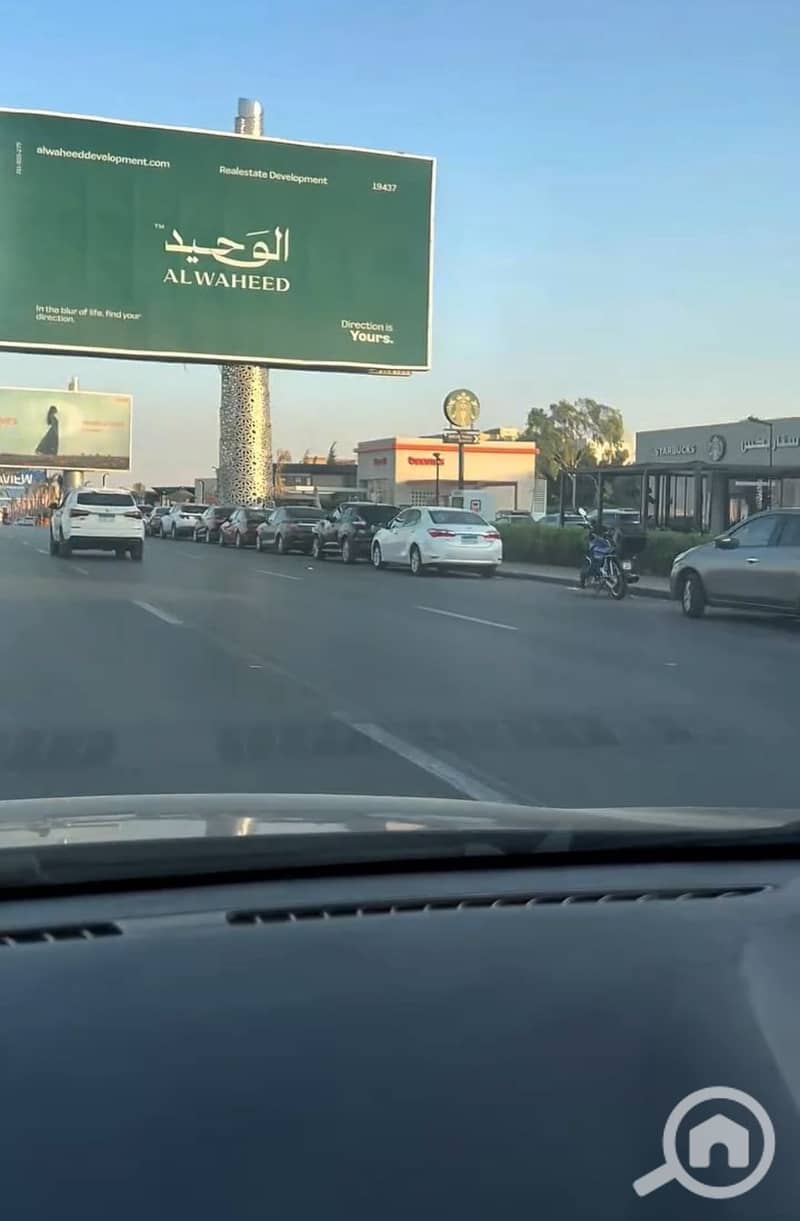 10 52320cff-73be-4bc2-9e7b-9b500ef3ceb6. jpg