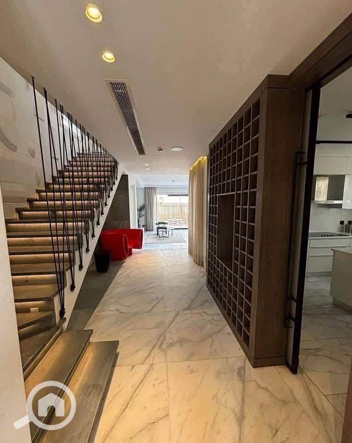 5 499241950_3966171810318864_1050468903583484737_n. jpg