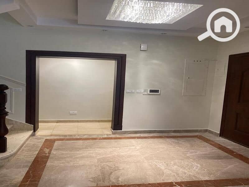 25 WhatsApp Image 2025-12-07 at 12.14. 09 PM (1). jpeg