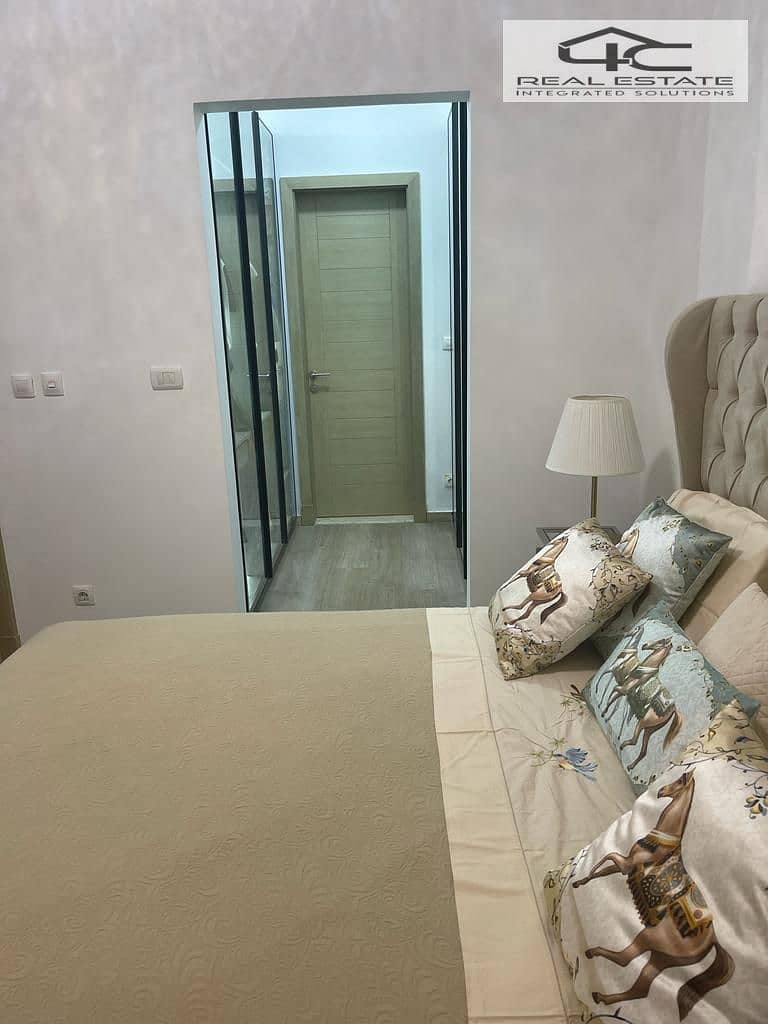 8 d0c5ed92-b507-4cb5-94c6-ab1db50490c7. jpg