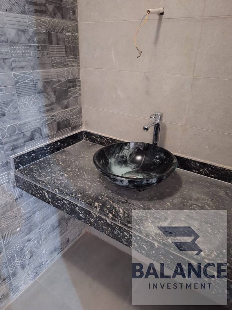 6 fbf6517b-4b02-4a9b-86ca-69d35e551fdb. jpg