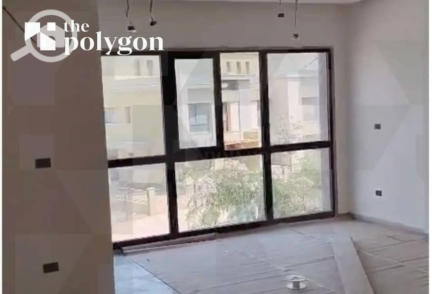 2 f477cbbe2f304c2093353b2ea628e465. jpg