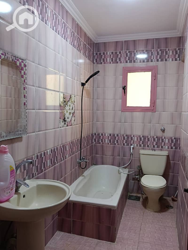 7 27c5c3f0-3b72-4797-8ec4-9f9548b20b0d. jpg