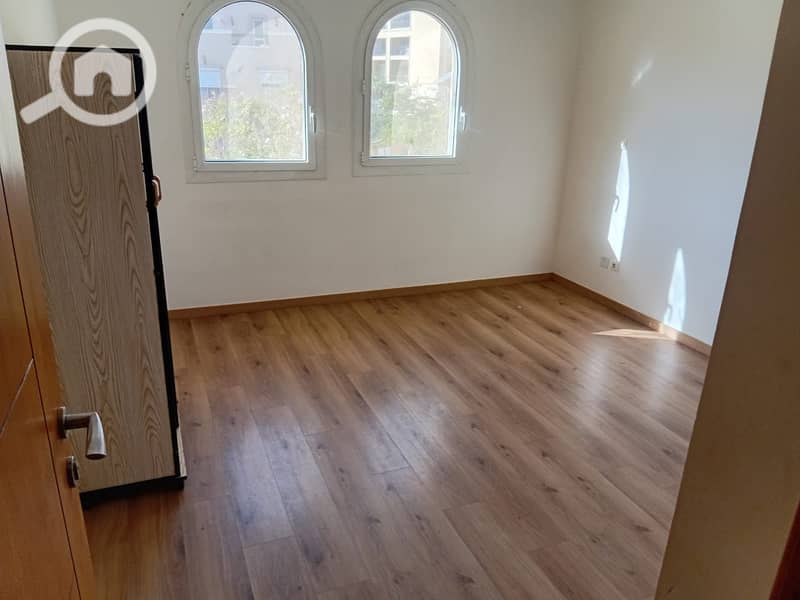 12 WhatsApp Image 2025-12-07 at 15.13. 46. jpeg