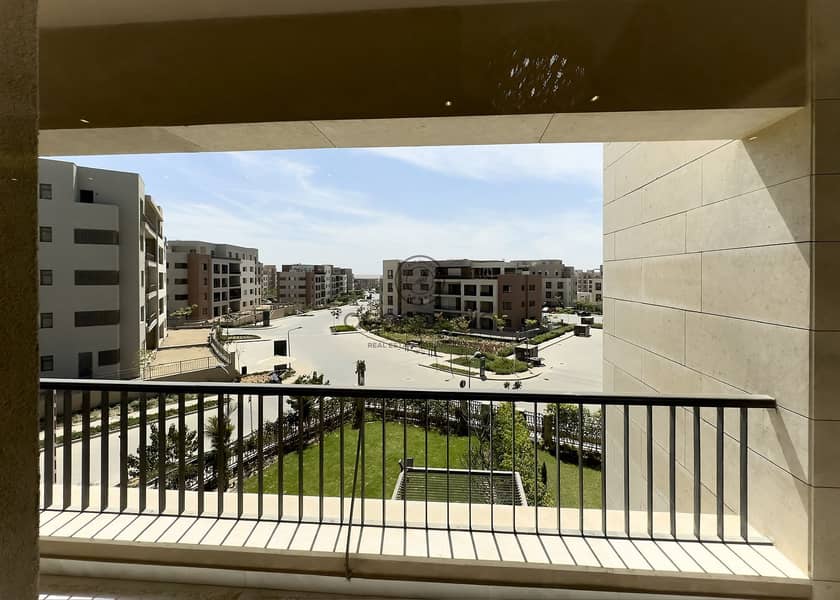 4 WhatsApp Image 2025-12-08 at 1.23. 40 PM (1). jpeg