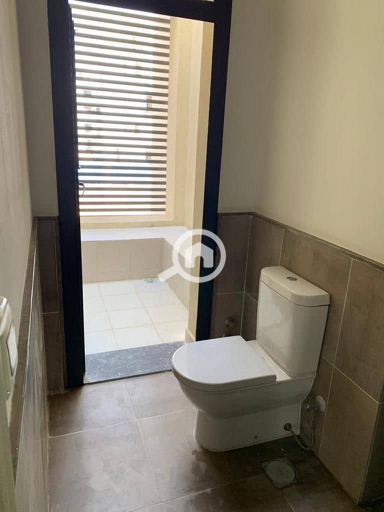 10 WhatsApp Image 2025-12-10 at 3.21. 50 AM (2). jpeg