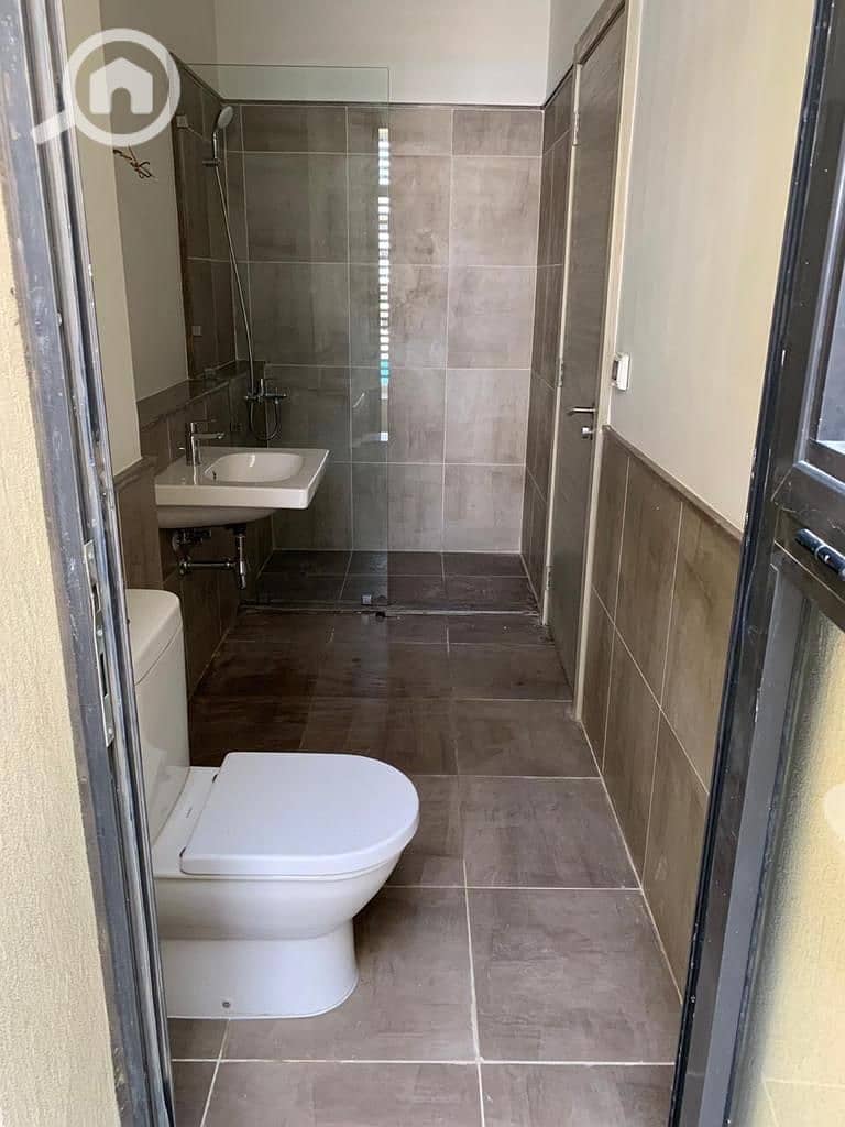 11 WhatsApp Image 2025-12-10 at 3.21. 51 AM (2). jpeg