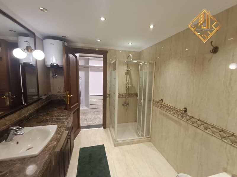 25 WhatsApp Image 2024-10-21 at 6.29. 38 PM. jpeg