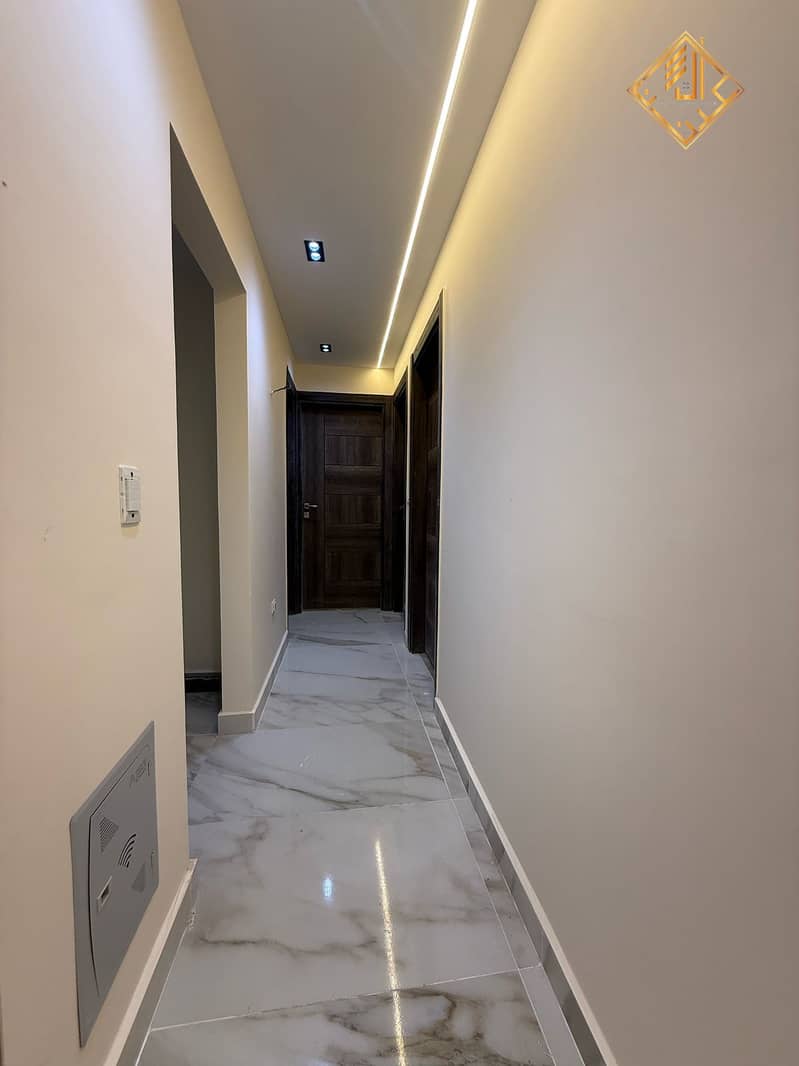 8 WhatsApp Image 2025-03-04 at 01.43. 08 (1). jpeg