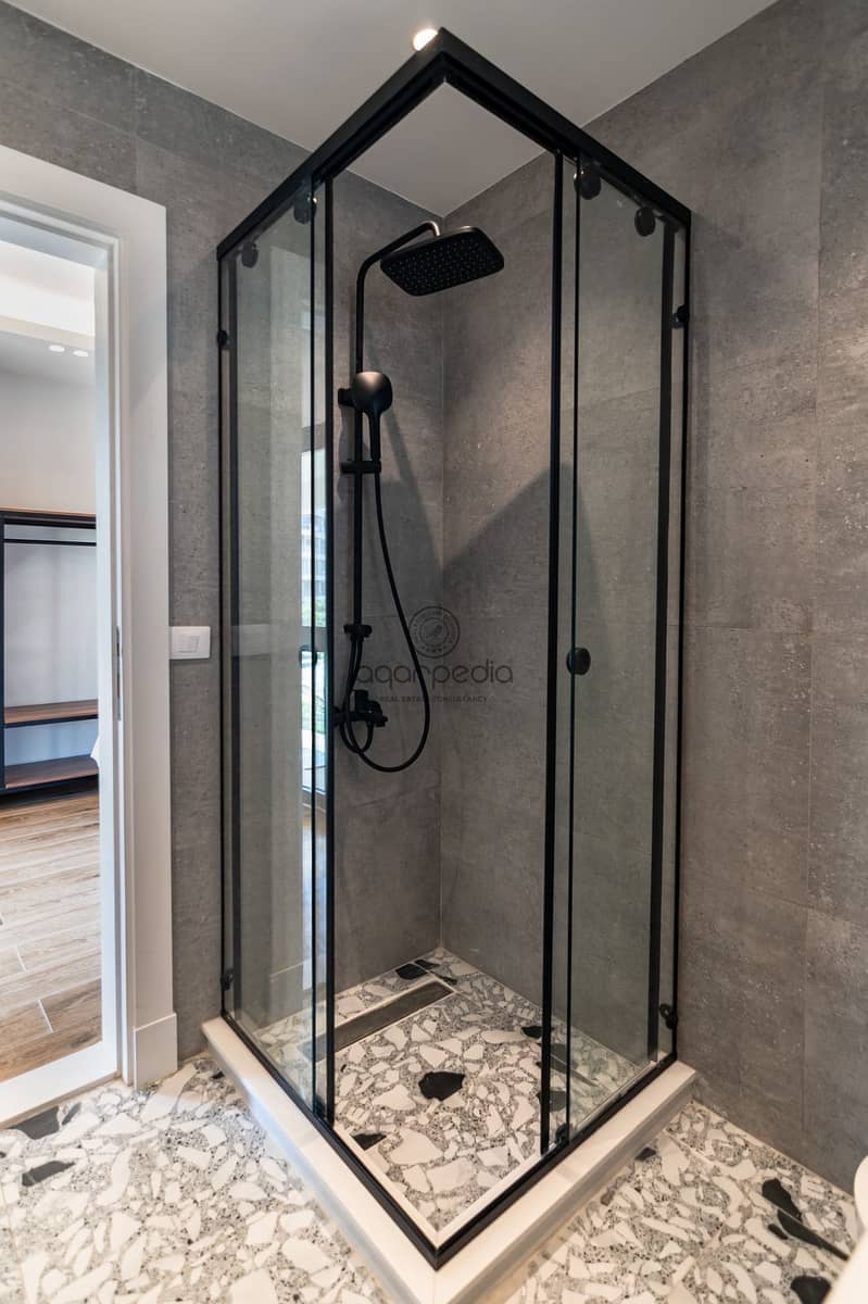 6 WhatsApp Image 2025-12-08 at 1.18. 41 PM. jpeg