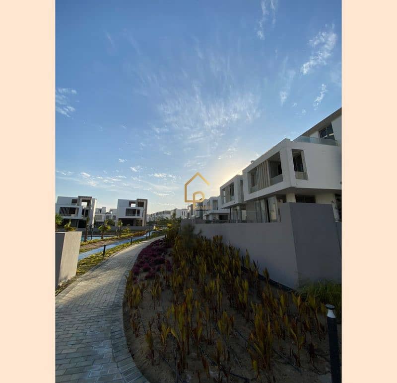 4 WhatsApp Image 2025-11-15 at 3.48. 12 PM (1). jpg