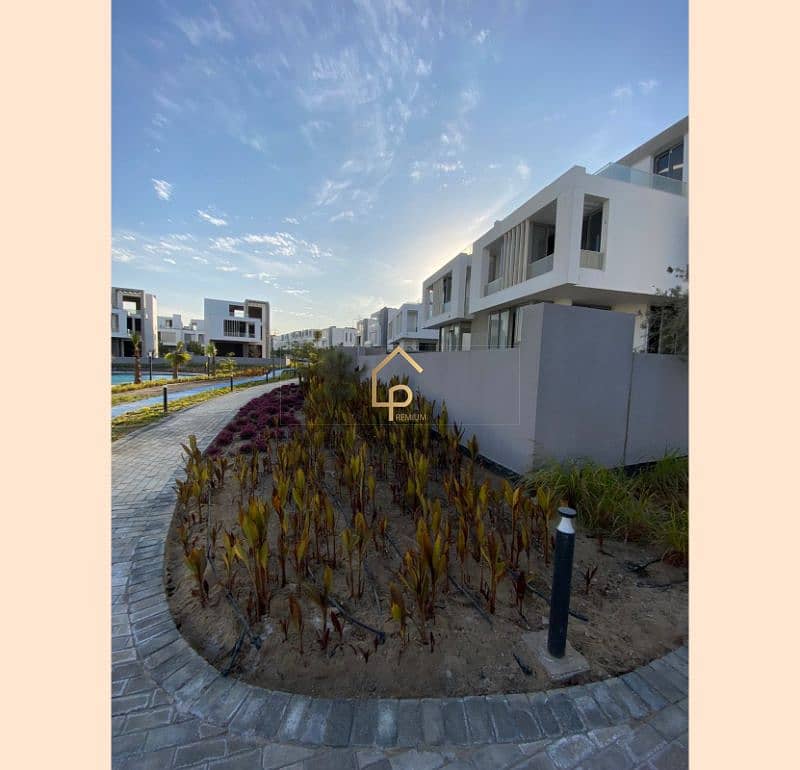 5 WhatsApp Image 2025-11-15 at 3.48. 11 PM (1). jpg