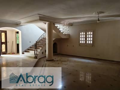 تاون هاوس 5 غرف نوم للبيع في الشيخ زايد، الجيزة - IMG-20251210-WA0084. jpg تاون هاوس 5 غرف نوم للبيع في الشيخ زايد، الجيزة - IMG-20251210-WA0084. jpg