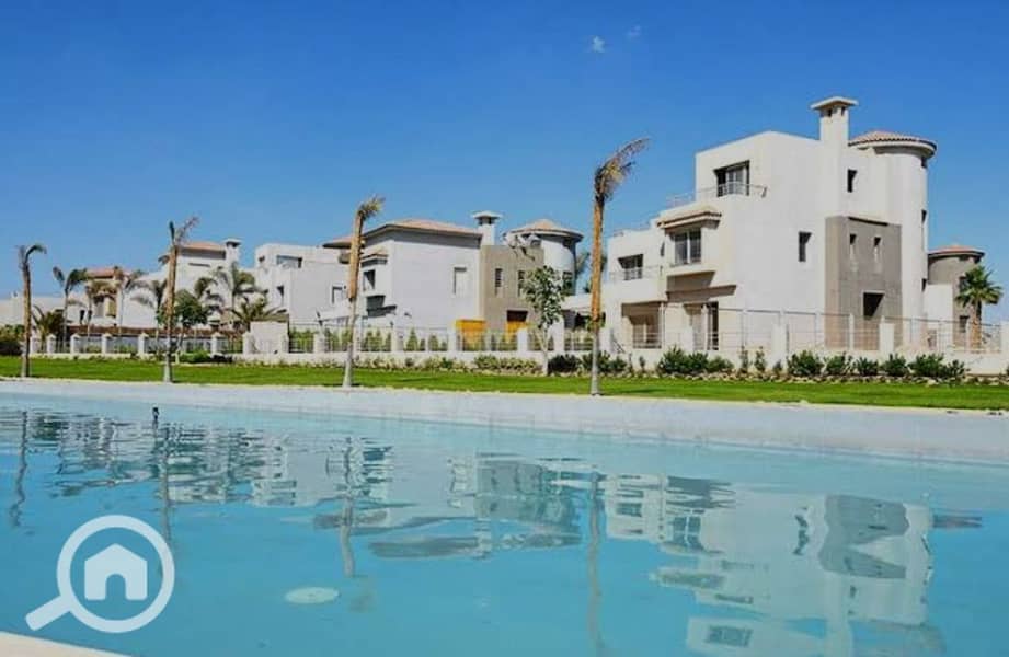 7 c35e8c0a-fd86-4049-9232-b6774bdc09aa. jpg