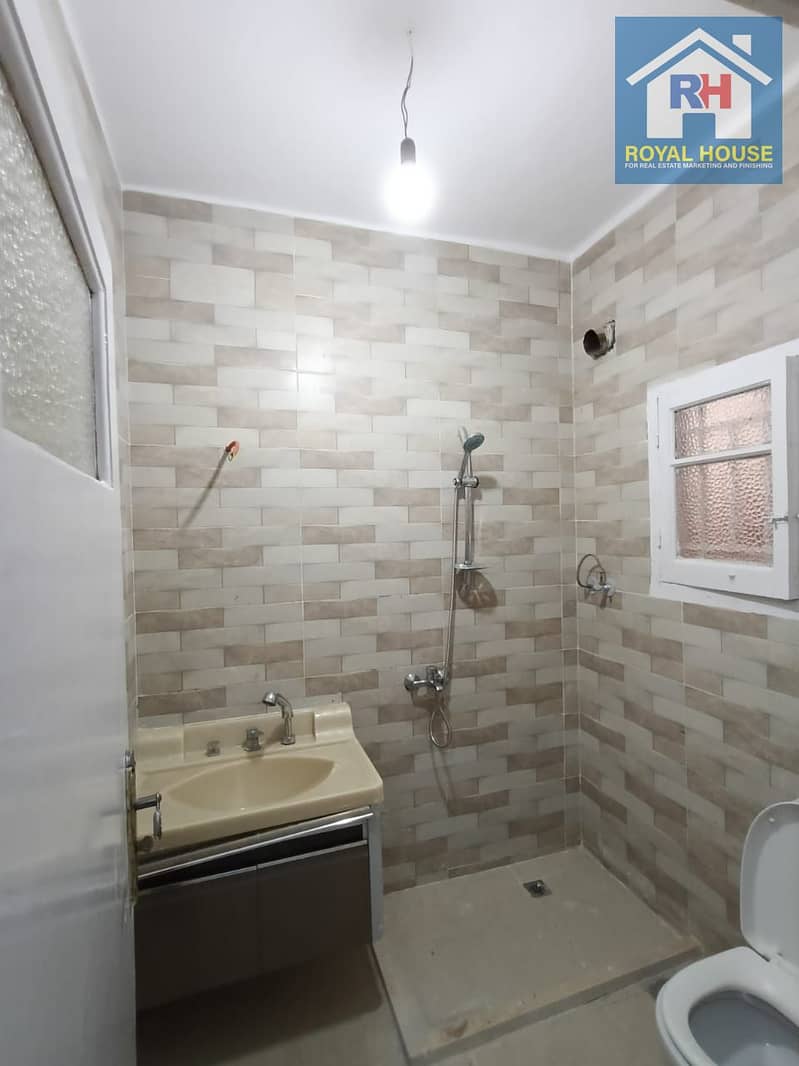 9 8a168402-5d0f-4a23-85a4-36d06083a553. jpg