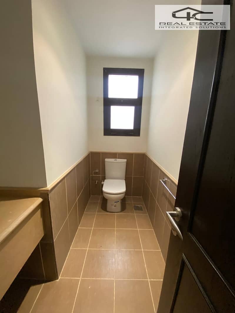 4 WhatsApp Image 2025-12-10 at 3.58. 07 PM (1). jpeg