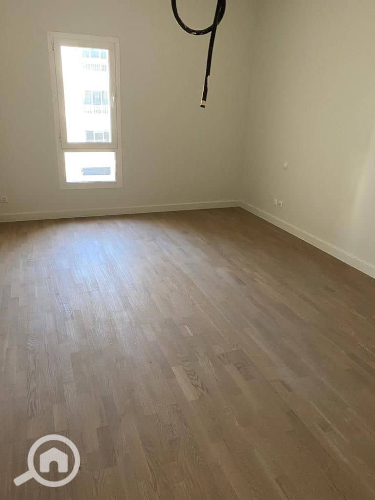 4 WhatsApp Image 2025-11-18 at 1.25. 01 PM (1). jpeg