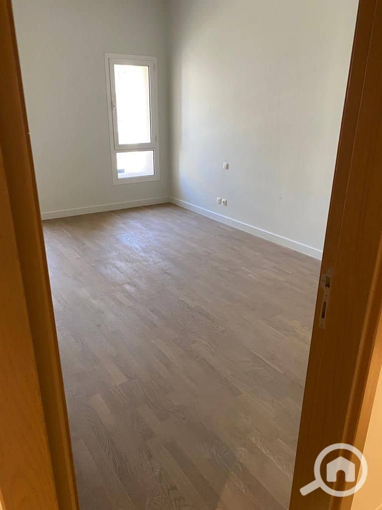 5 WhatsApp Image 2025-11-18 at 1.25. 01 PM (2). jpeg