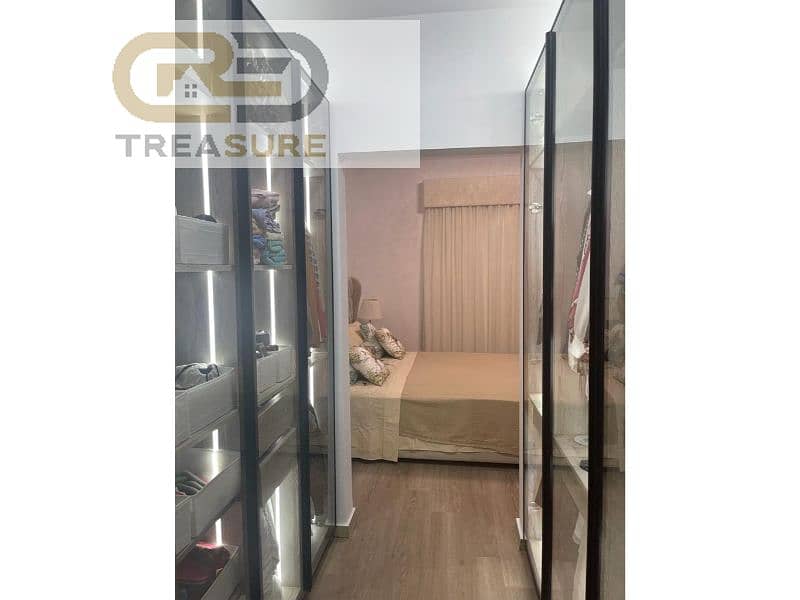 4 WhatsApp Image 2025-12-10 at 11.40. 57 AM (1). jpg