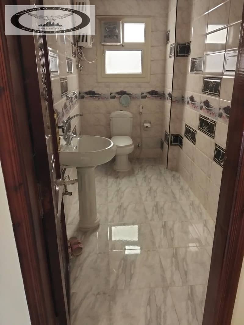 9 893b3caf-7d23-4b84-bb20-2a0bcbba9a0b. jpg