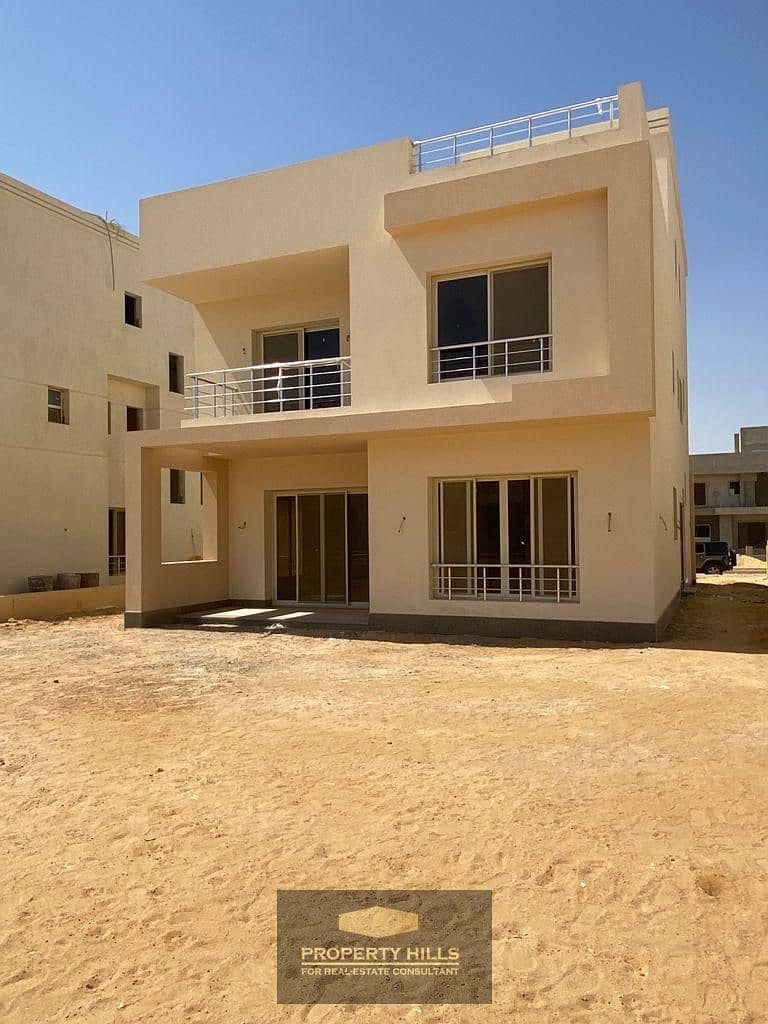 4 0692a880-62c4-4e23-b7fa-e1eab35bab09. jpg