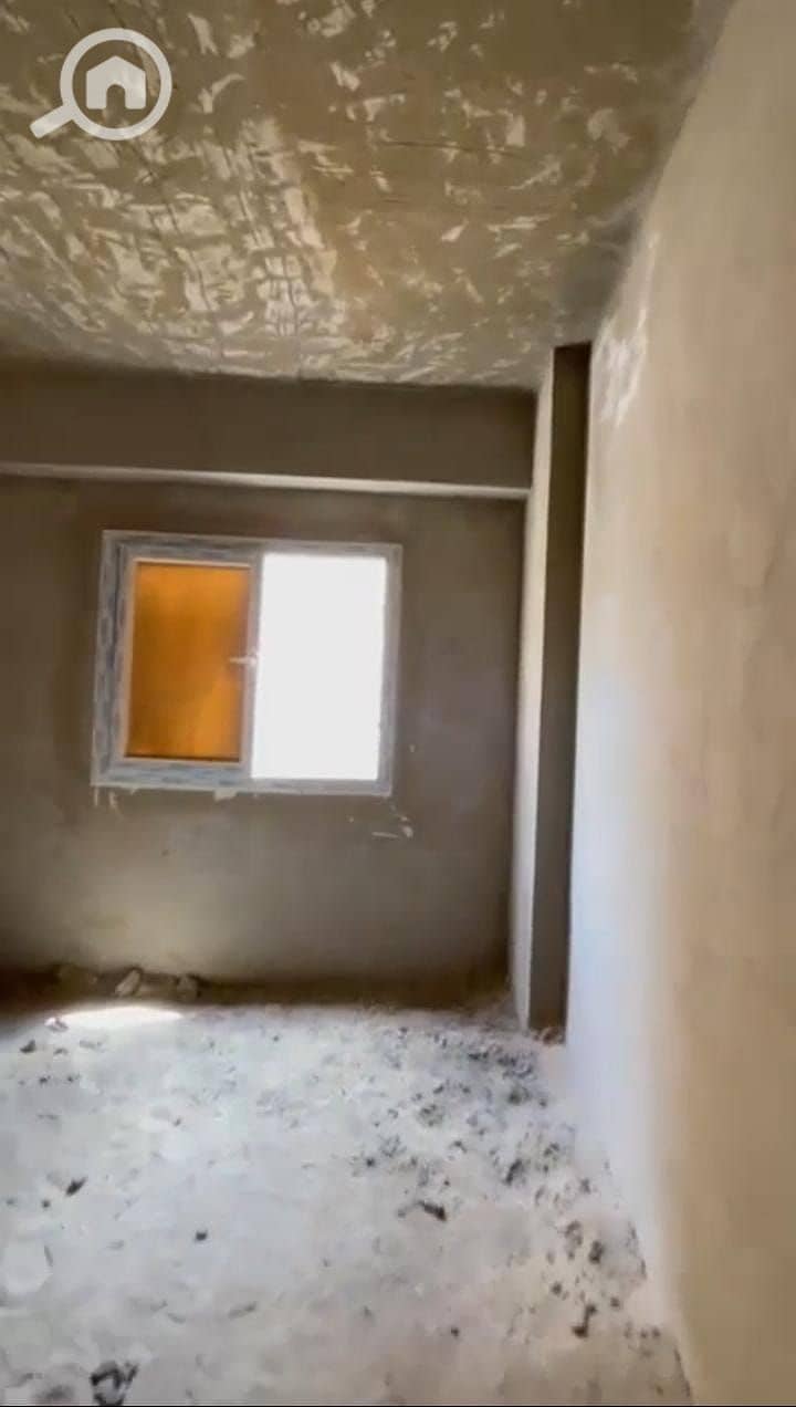 4 WhatsApp Image 2025-12-10 at 12.00. 04 (2). jpeg