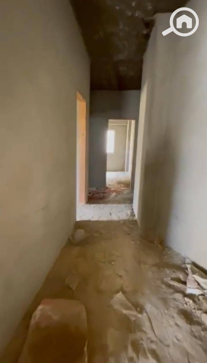 7 WhatsApp Image 2025-12-10 at 12.00. 03 (2). jpeg